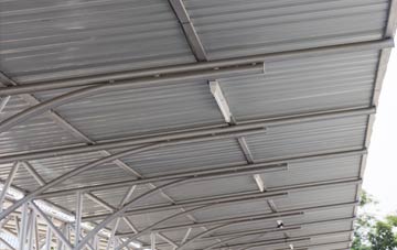 installing Tre Boeth metal roofing